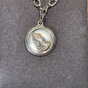 Hayward Sterling Praying Hands Pendant .925 Bracelet Good Serenity Prayer